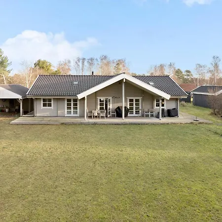 Stunning In Sjaellands Odde With Kitchen
